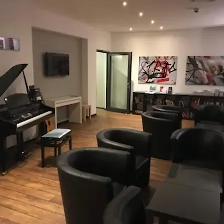 Szálloda Art Rock Downtown 3*