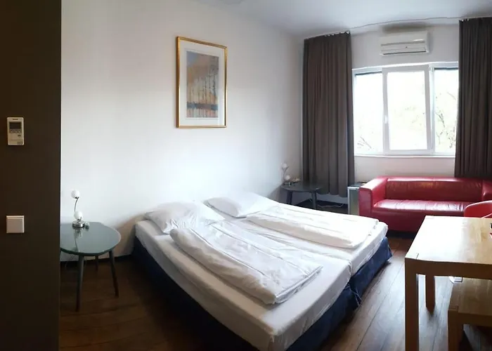 Hotel Art Rock Downtown 3*