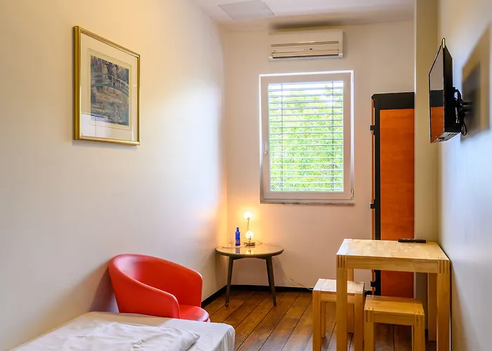 Art Rock Downtown 3*